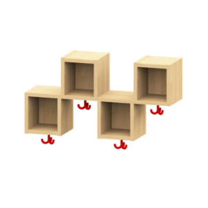 Garderobenablage mit versetzten Fächern